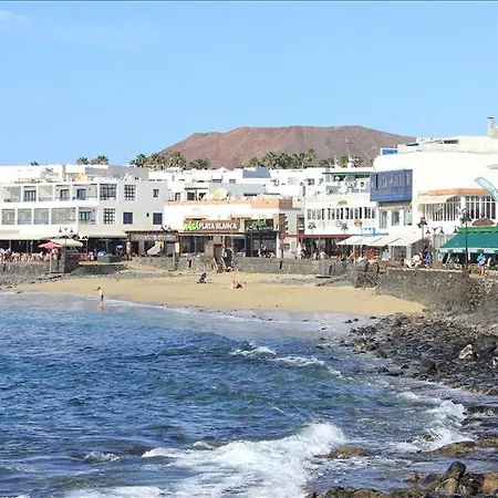 Playa Blanca Sleeps 7 With Pool And Wifi Villa Playa Blanca (Lanzarote)
